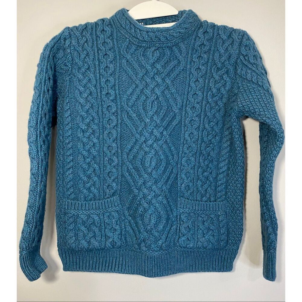 Size small, Aran Mõr Irish teal sweater in 100% merino wool.  Made in Ireland.